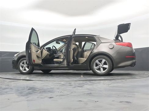 Used 2014 Kia Optima LX image 53
