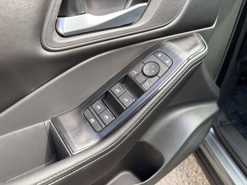 Used 2026 Nissan Rogue SV FWD image 13
