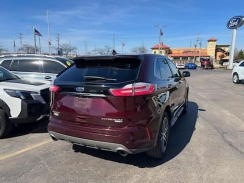 Used 2019 Ford Edge Titanium w/ Equipment Group 301A image 9