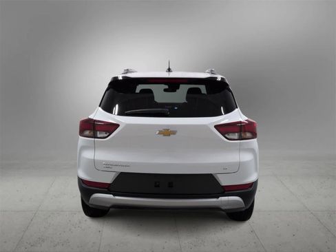 Used 2025 Chevrolet TrailBlazer LT image 7