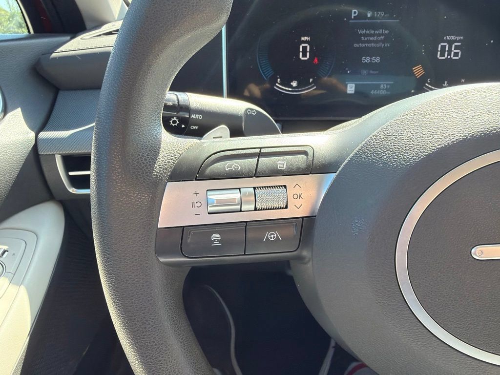 Used 2025 Hyundai Sonata SEL FWD image 12