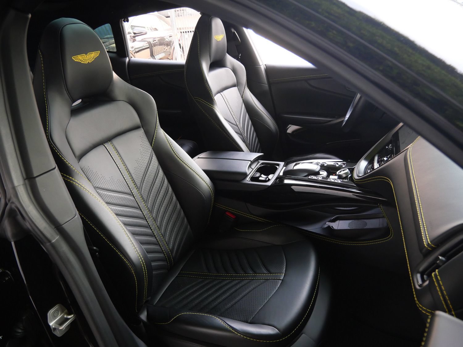 Used 2023 Aston Martin DBX 707 AWD/4WD image 11