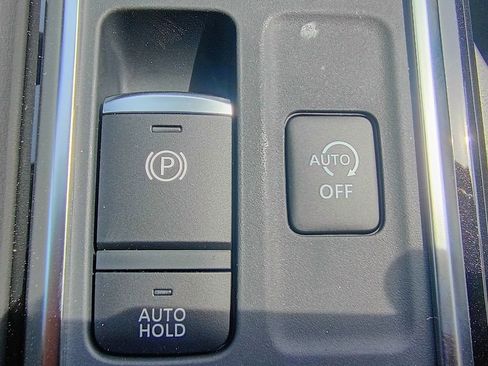 New 2026 Nissan Pathfinder SV image 20