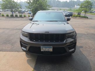 Used 2023 Jeep Grand Cherokee Altitude AWD/4WD video 1
