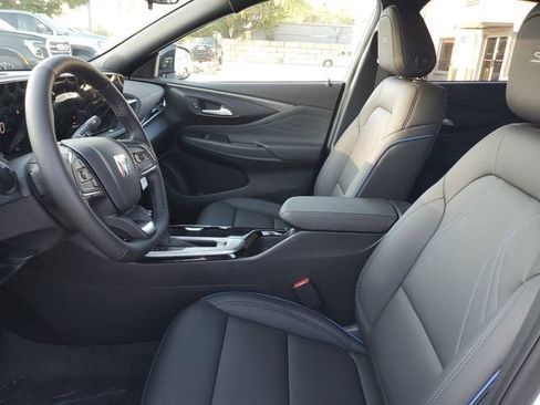 New 2026 Buick Envista Sport Touring image 18