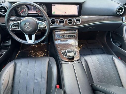 Certified 2019 Mercedes-Benz E 300 image 27