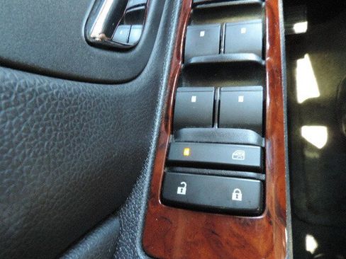 Used 2012 GMC Yukon SLT w/ Texas Edition image 21