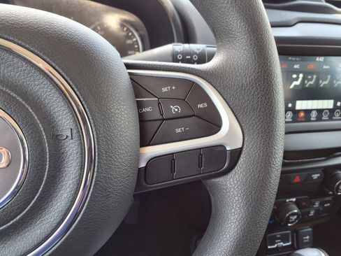 Used 2020 Jeep Renegade Sport FWD image 22