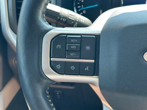 Used 2024 Ford Expedition XLT RWD image 40
