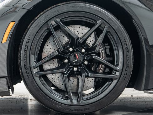 Used 2019 Chevrolet Corvette ZR1 w/ ZTK Track Performance Package RWD image 10