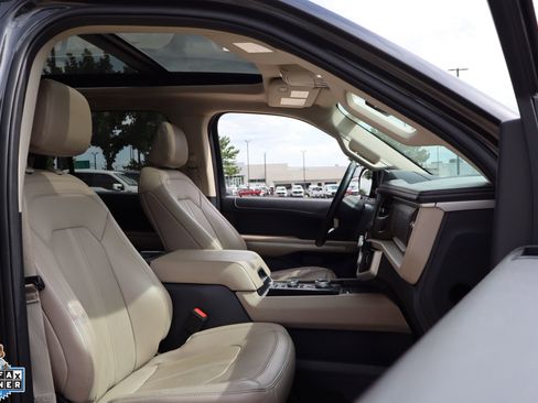 Used 2024 Ford Expedition Max Limited AWD/4WD image 33