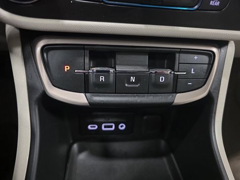 Used 2024 GMC Terrain Denali w/ Denali Premium Package image 30