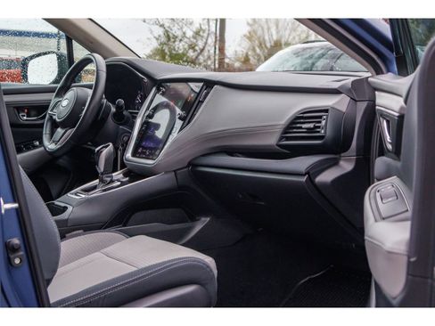 Used 2022 Subaru Outback Premium AWD/4WD image 10