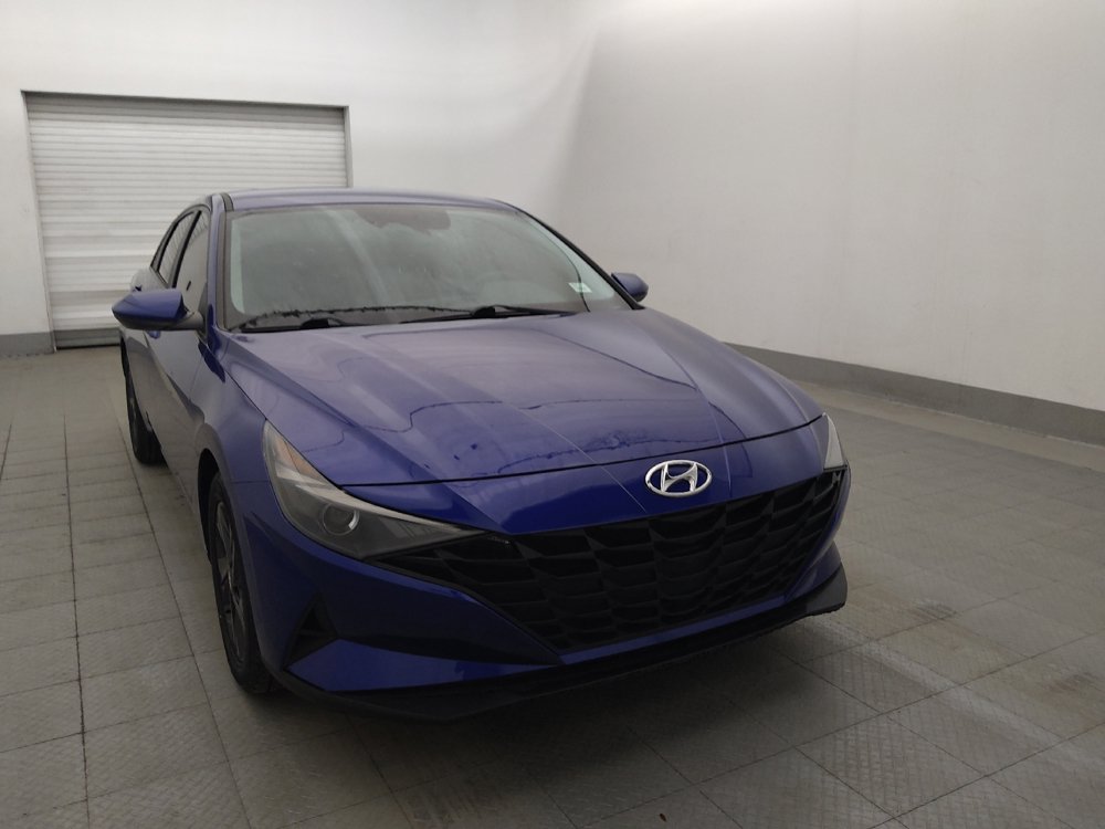 Used 2023 Hyundai Elantra Blue FWD image 13