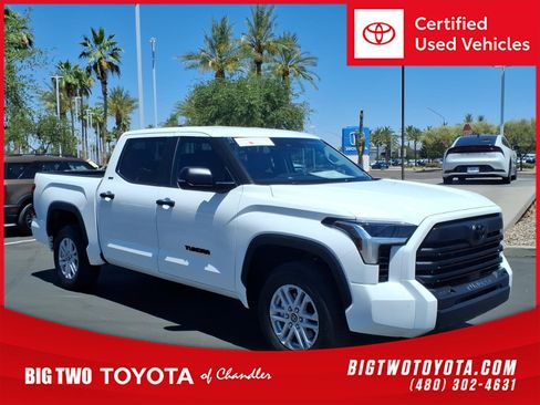 Used 2024 Toyota Tundra SR5 w/ SR5 Convenience Package AWD/4WD image 1