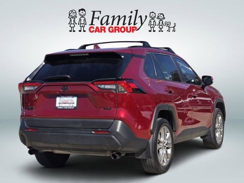 Used 2025 Toyota RAV4 XLE Premium image 4