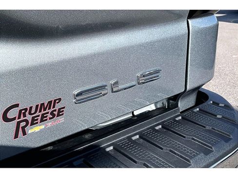 New 2026 GMC Sierra 1500 SLE image 9