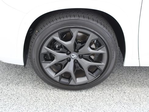 Used 2026 Lexus TX 500h AWD w/ Technology Package image 10