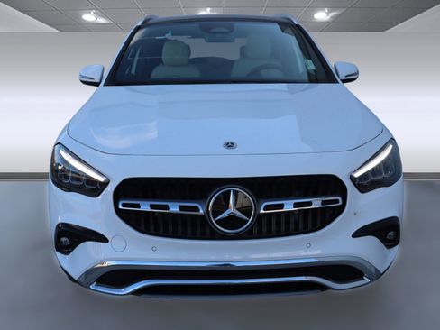 Used 2025 Mercedes-Benz GLA 250 image 8