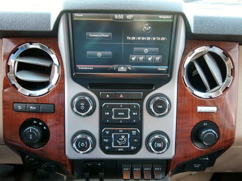 Used 2016 Ford F250 King Ranch w/ FX4 Off-Road Package image 29