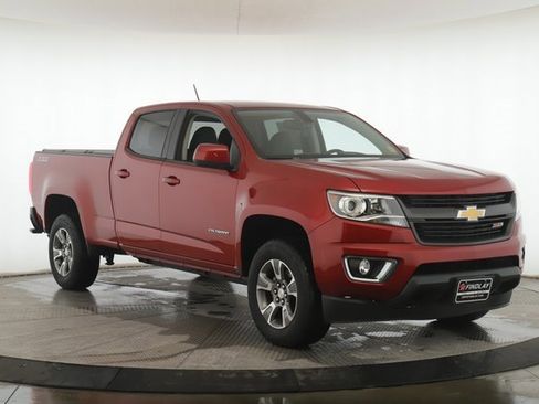 Used 2015 Chevrolet Colorado Z71 image 2