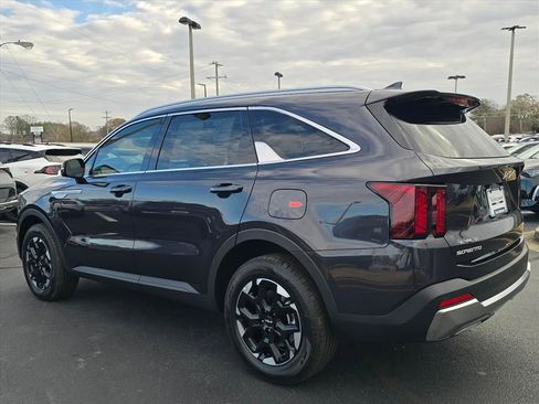 New 2026 Kia Sorento S image 5