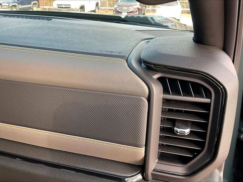 Used 2026 Chevrolet Silverado 2500 ZR2 image 19