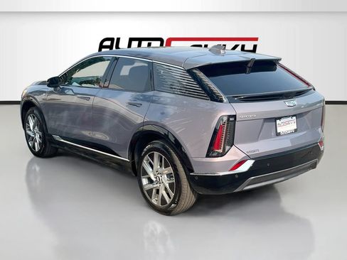 Used 2025 Cadillac Optiq Luxury 1 AWD/4WD image 5