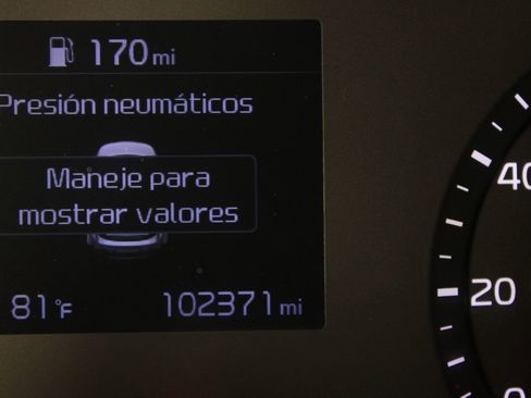 Used 2020 Kia Soul LX image 25