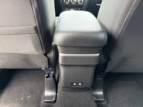 New 2026 Mitsubishi Outlander Sport LE AWD/4WD image 18