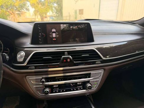 Used 2016 BMW 740i RWD image 19