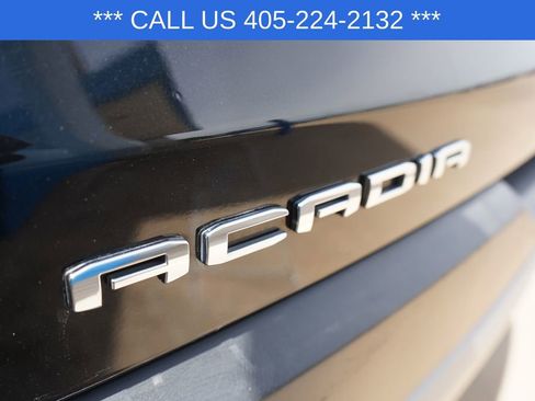 Used 2023 GMC Acadia SLE w/ Driver Convenience Package FWD image 7