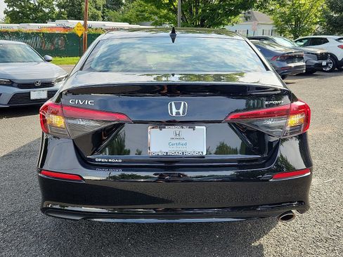 Used 2024 Honda Civic Sport image 5