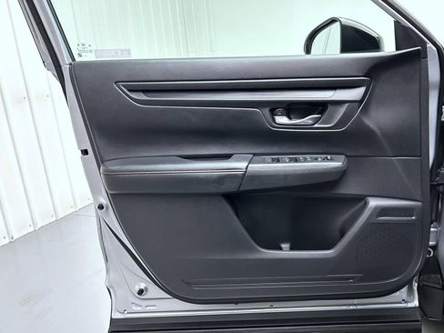 Used 2024 Honda CR-V Sport image 9
