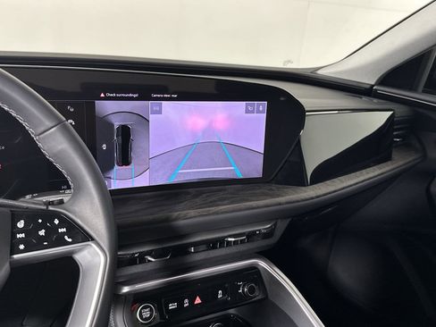 Used 2025 Audi Q5 Premium Plus w/ Premium Plus image 5