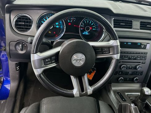 Used 2014 Ford Mustang Coupe image 17