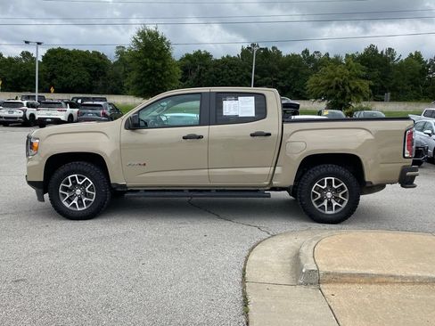Used 2022 GMC Canyon AT4 w/ Trailering Package AWD/4WD image 4