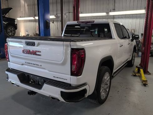 Used 2022 GMC Sierra 1500 Denali w/ Denali Reserve Package AWD/4WD image 2
