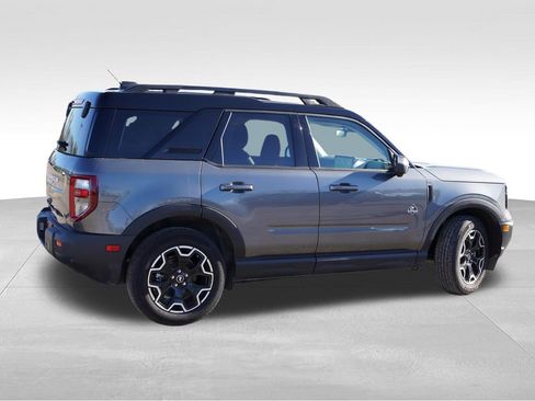 Certified 2025 Ford Bronco Sport Outer Banks w/ Outer Banks Tech Package+ AWD/4WD image 4