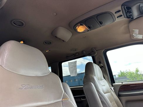 Used 2001 Ford Excursion Limited AWD/4WD image 18