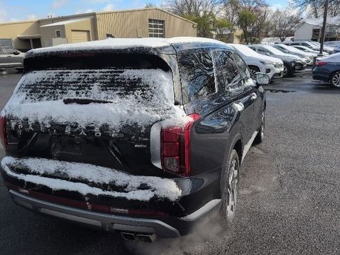 Used 2024 Hyundai Palisade Limited image 5
