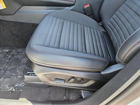 New 2025 Ford Explorer ST-Line image 4