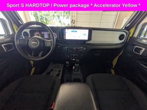 Used 2024 Jeep Wrangler Unlimited Sport AWD/4WD image 15