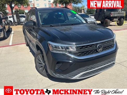 Used 2023 Volkswagen Taos S FWD image 1