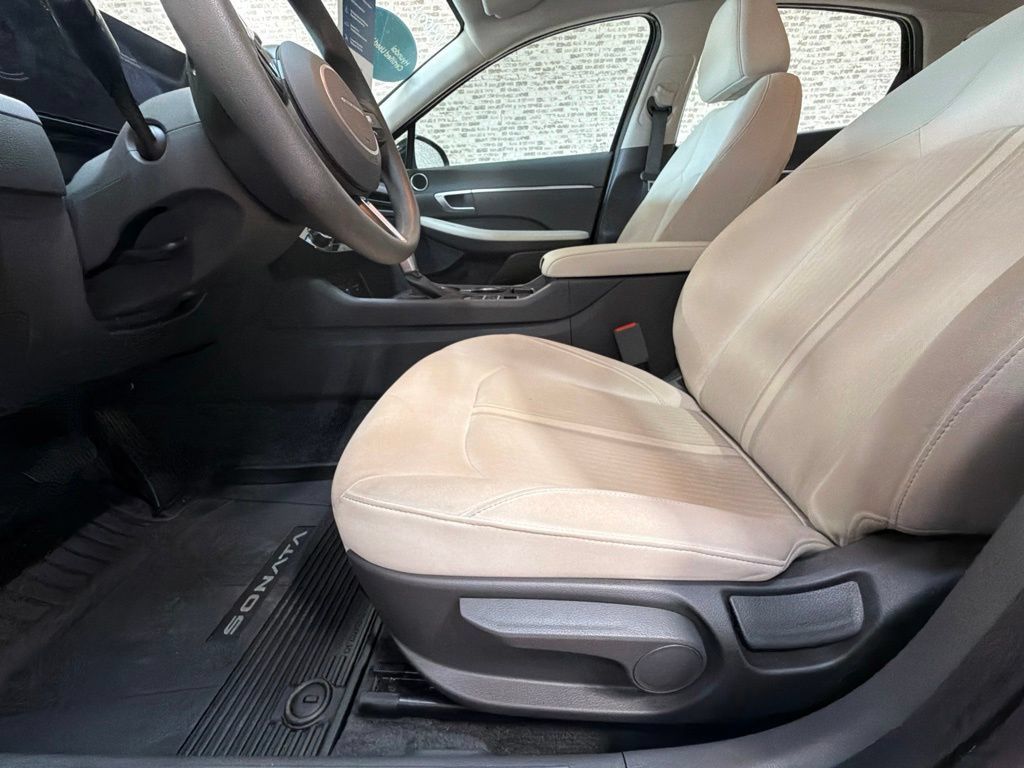 Certified 2025 Hyundai Sonata SE FWD image 23