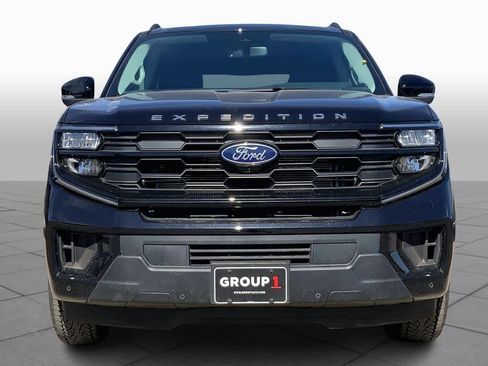 New 2025 Ford Expedition Active AWD/4WD image 3