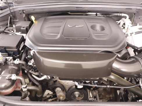 Used 2022 Dodge Durango SXT w/ Anodized Platinum Package AWD/4WD image 19