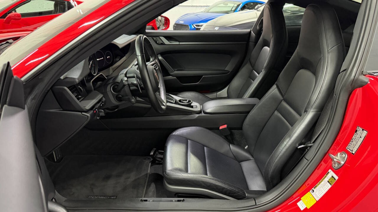 Used 2020 Porsche 911 Carrera S RWD image 39