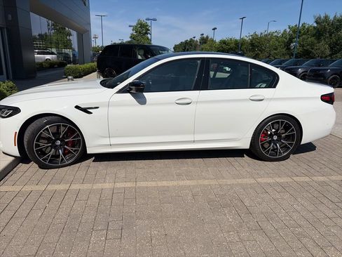 Used 2023 BMW M5 w/ Competition Package AWD/4WD image 2