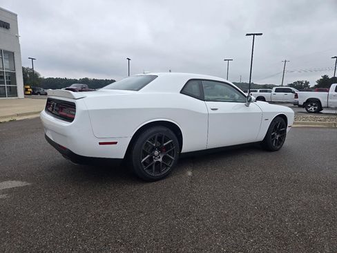 Used 2016 Dodge Challenger R/T Plus RWD image 6